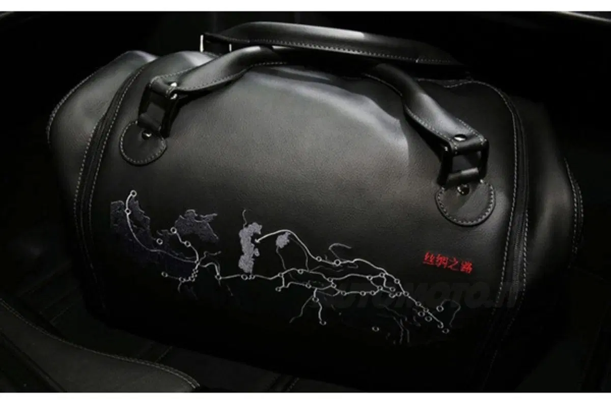 Ferrari 599 ibrida: debutto a Ginevra (7)