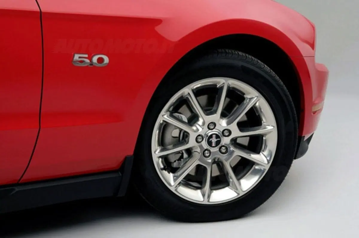Ford Mustang GT 5.0 (5)