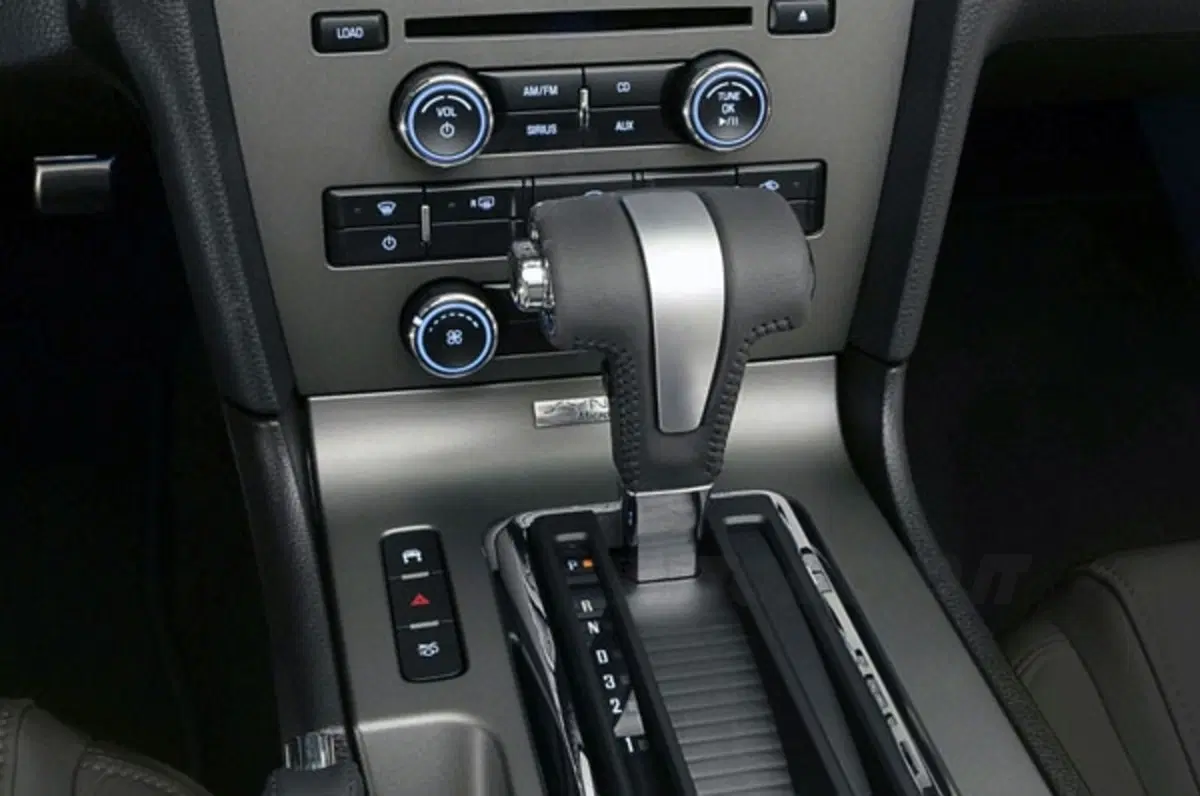 Ford Mustang GT 5.0 (16)