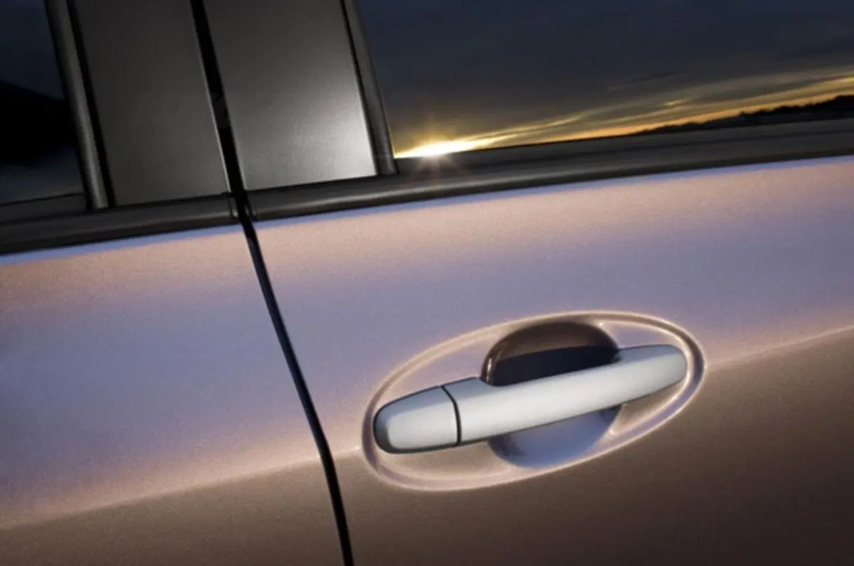Toyota Yaris 2010 (15)