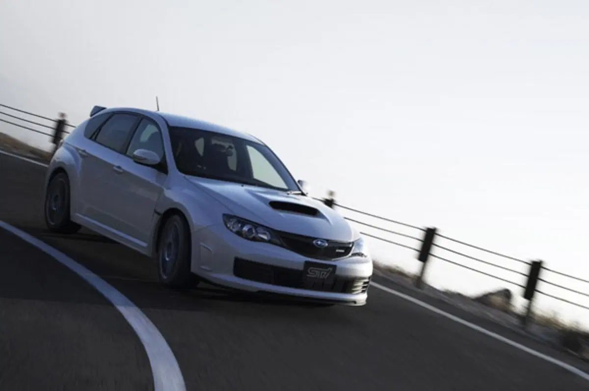 Subaru Impreza WRX STI R205 (4)