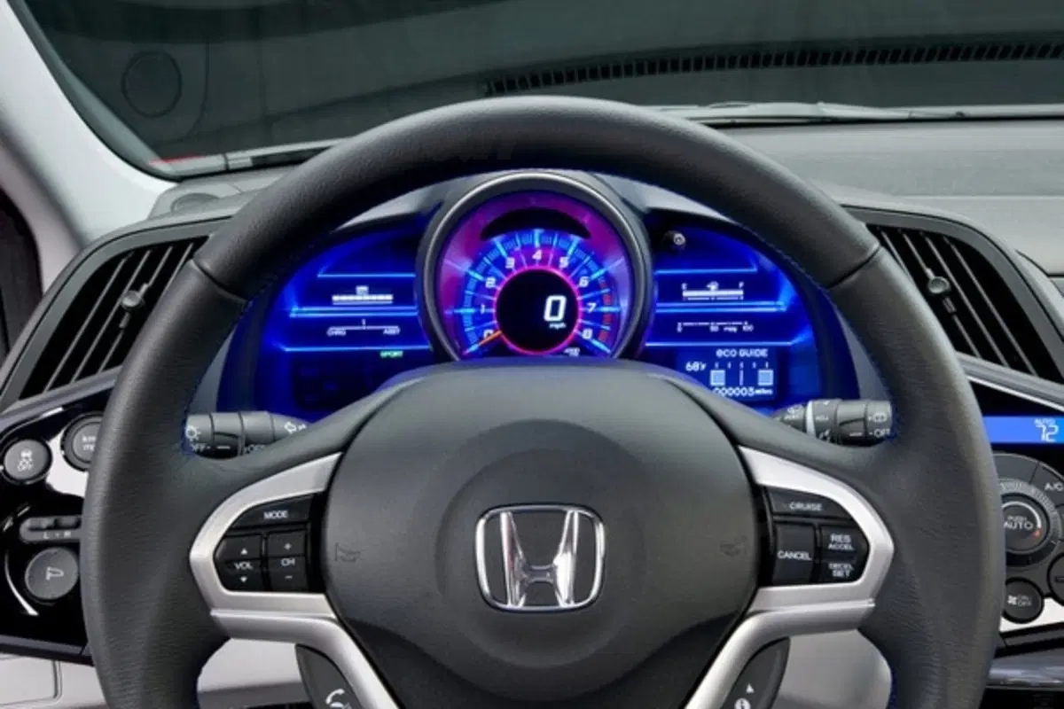Honda CR-Z Sport (8)