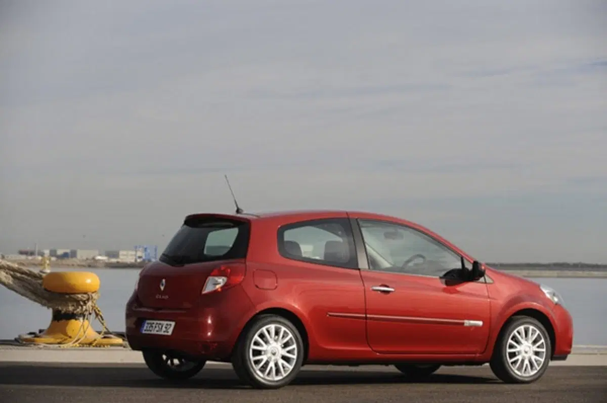 Renault Clio dCi 85 98g eco2 (9)