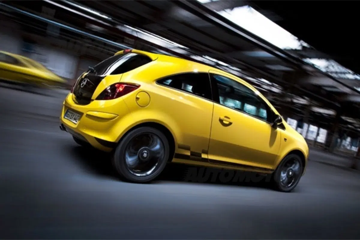 Opel Corsa Color Race (4)