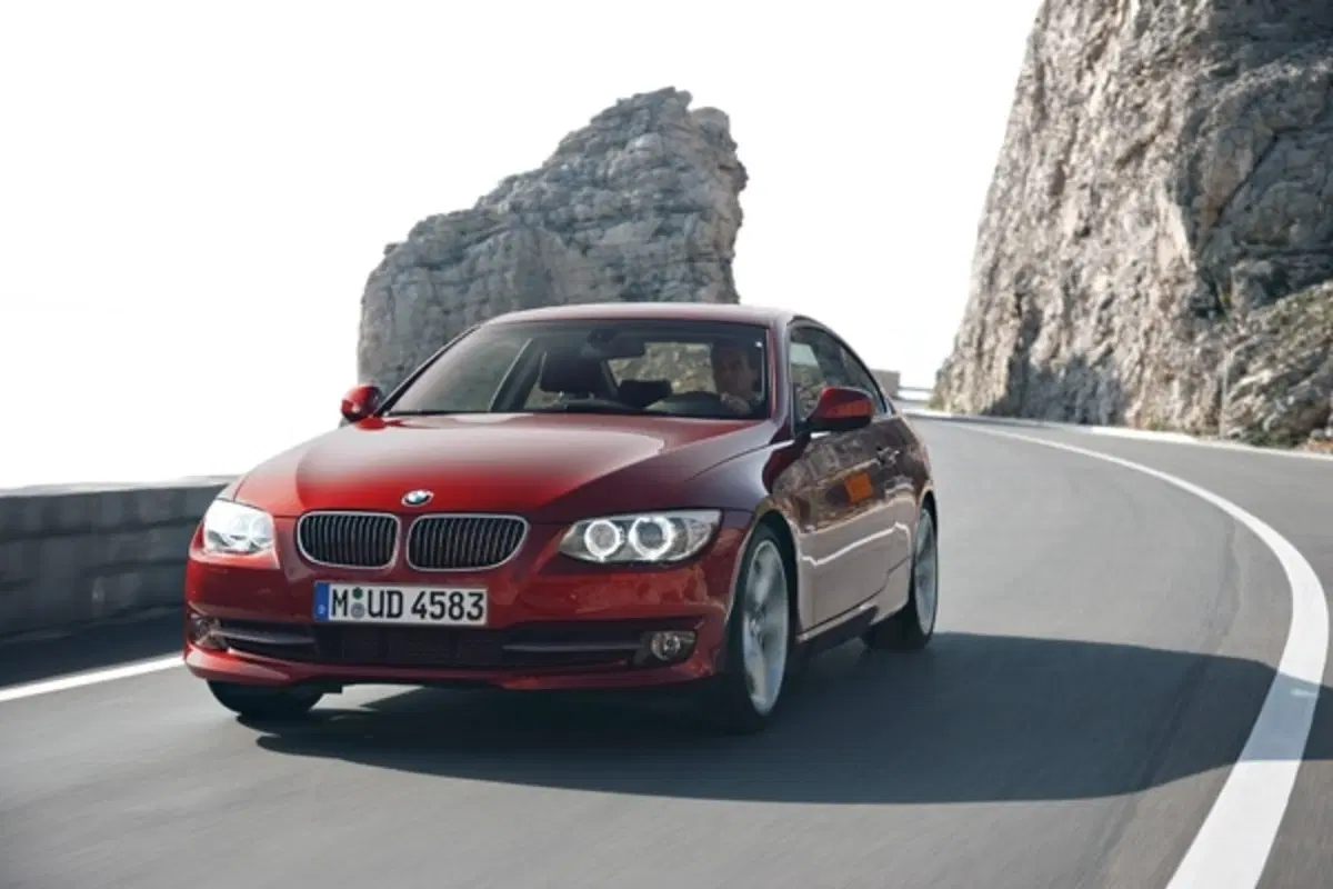 BMW Serie 3 Coupè e Cabrio restyling (4)
