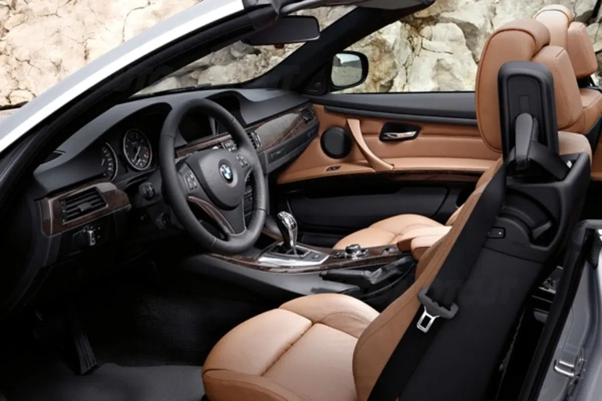 BMW Serie 3 Coupè e Cabrio restyling (47)