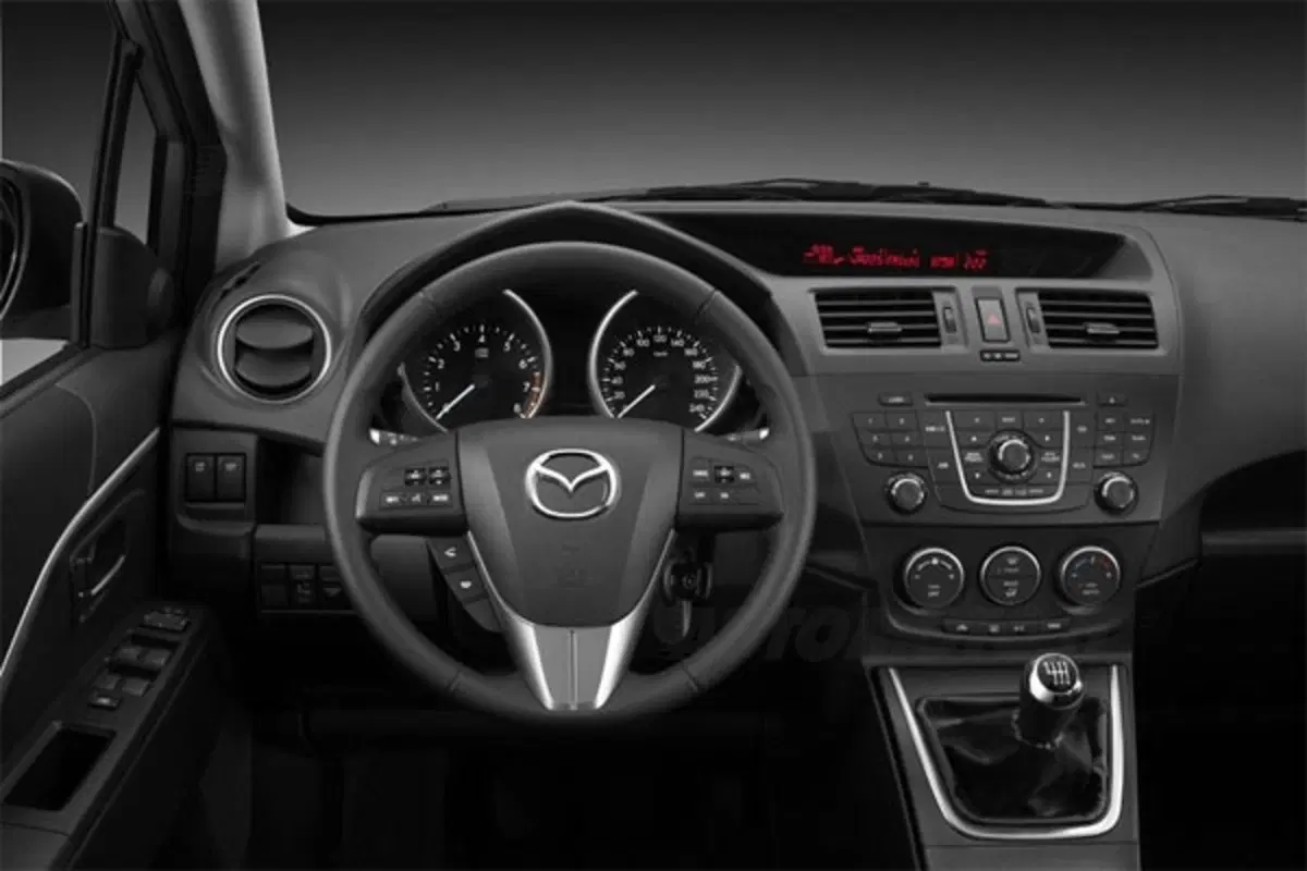 Nuova Mazda5 (5)