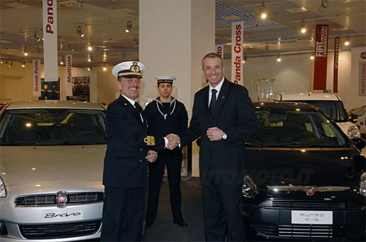 Una flotta di vetture Fiat consegnata alla Marina Militare (2)
