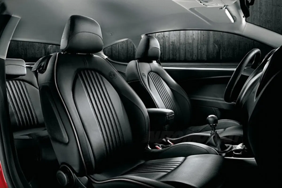 Alfa Romeo Mito Nine (13)