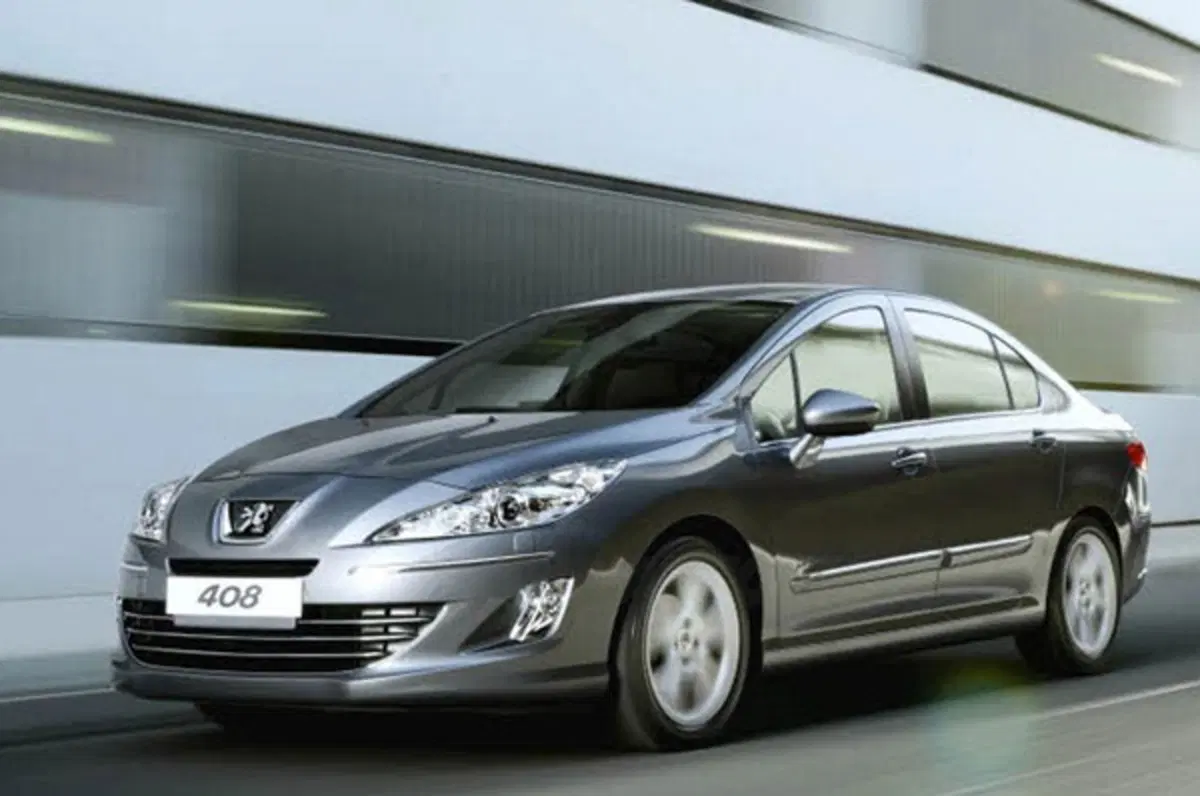 Peugeot 408: solo per i cinesi (3)