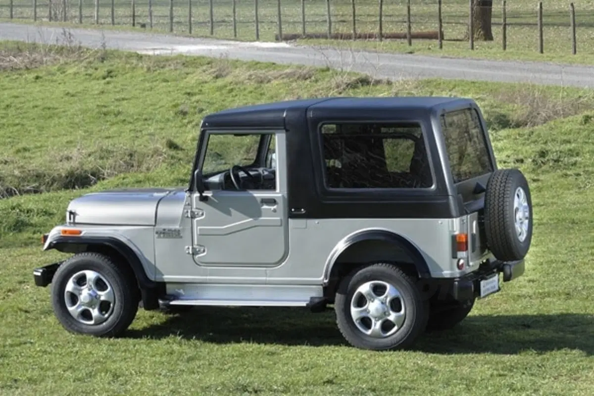 Mahindra Thar Hard-Top (4)