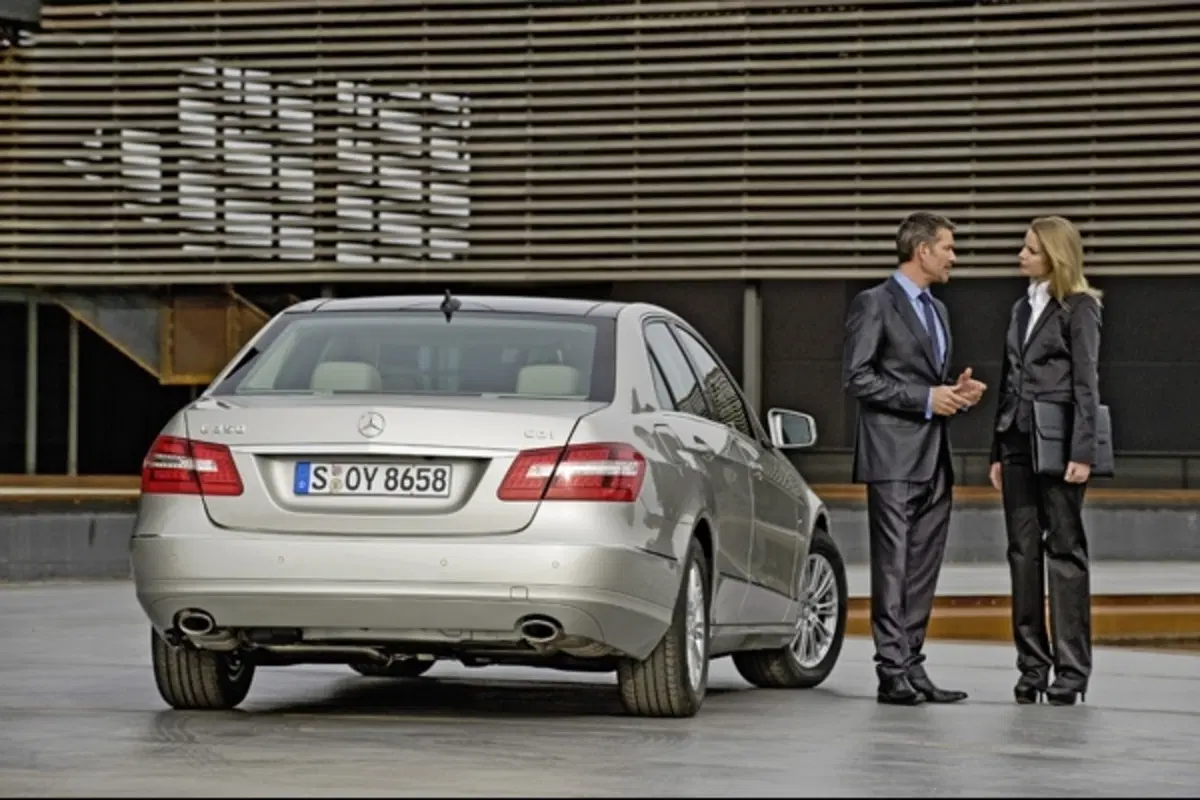 Mercedes: ecco le Executive (3)