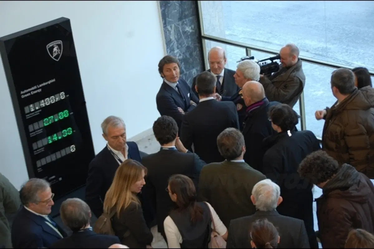 Winkelman inaugura l'impianto fotovoltaico Lamborghini (7)