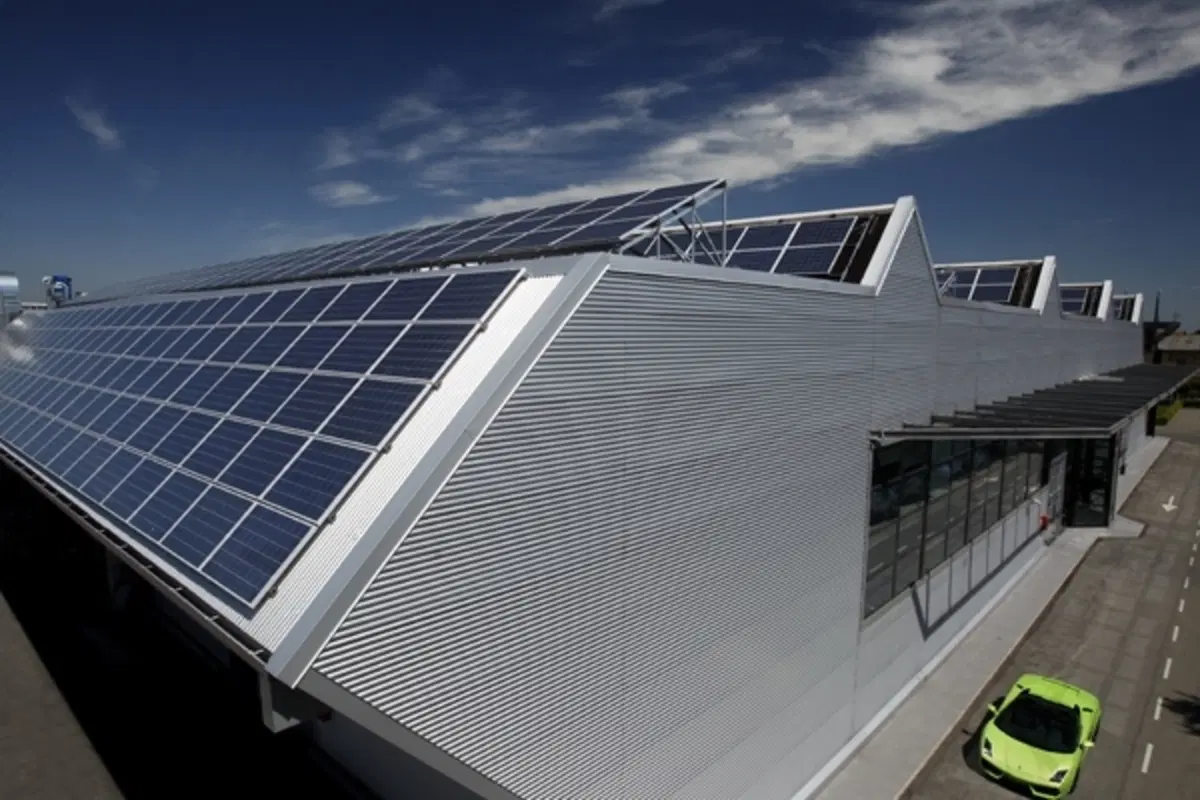 Winkelman inaugura l'impianto fotovoltaico Lamborghini (10)