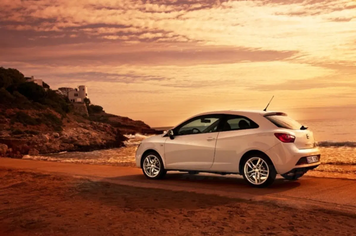 Seat Ibiza FR 2.0 TDI 143 CV (9)