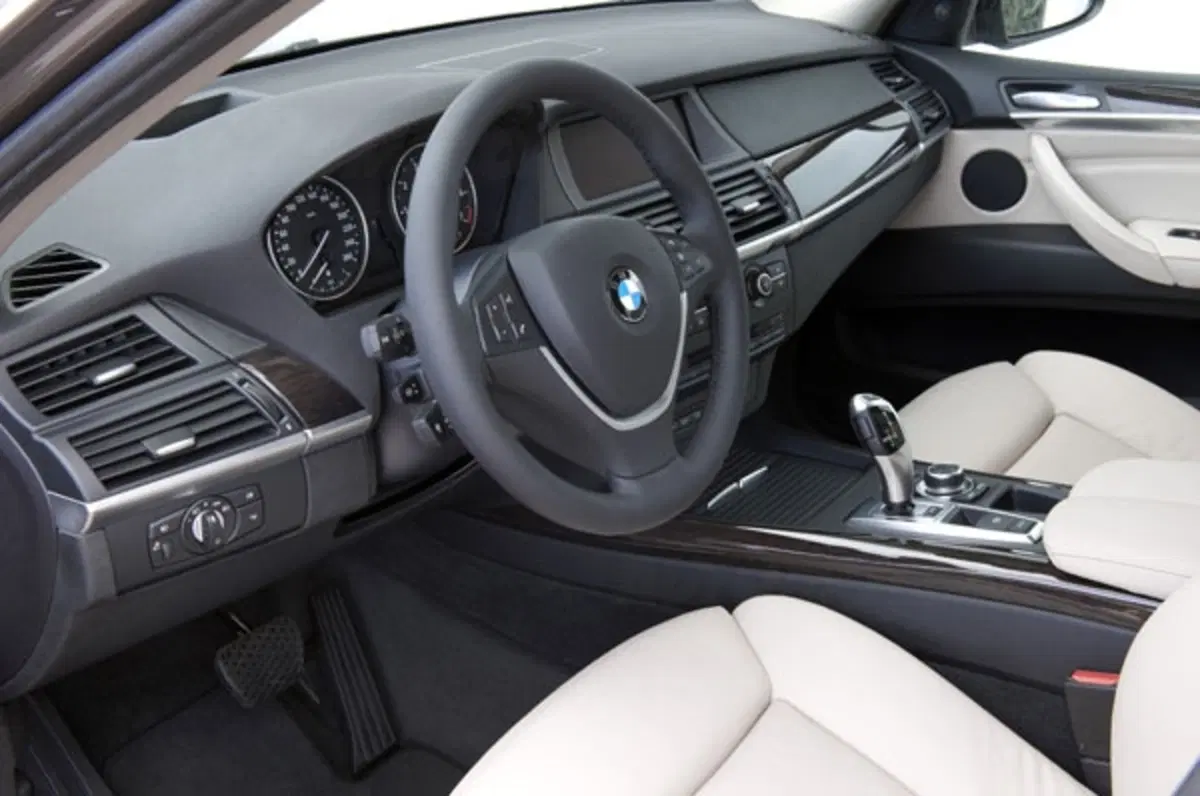 BMW X5 restyling (52)