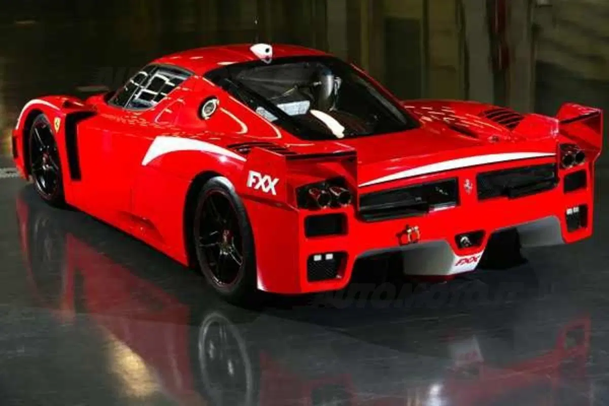 Ferrari F70 (3)
