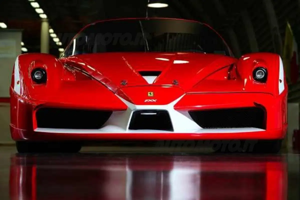 Ferrari F70 (4)