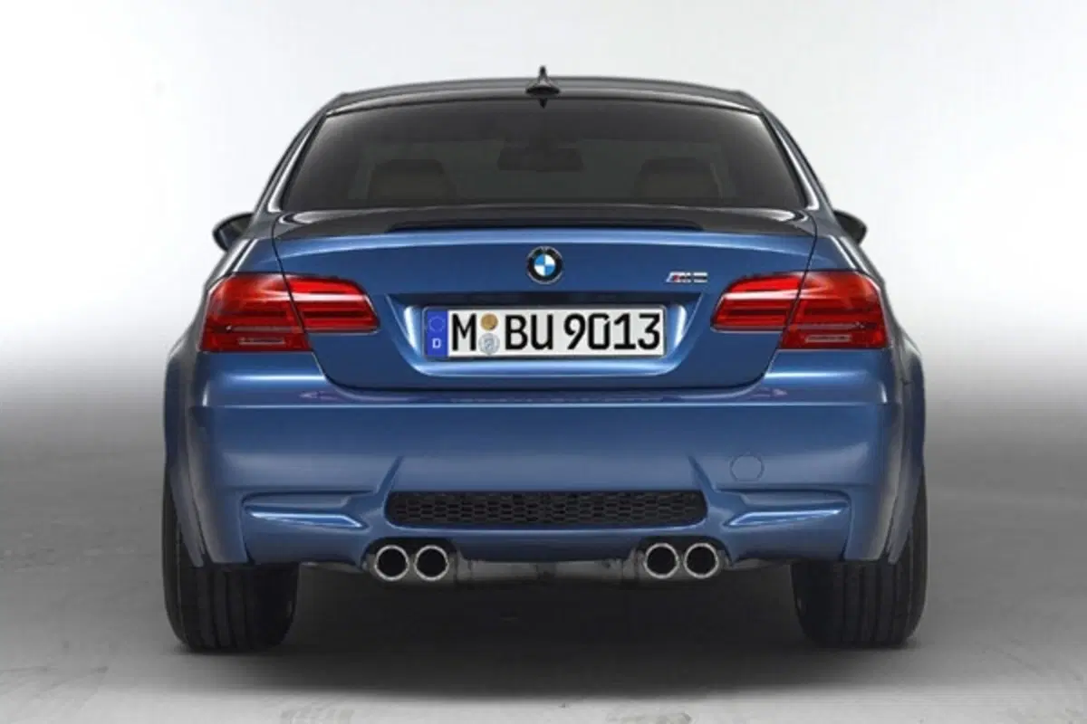 BMW M3 2010: ecco lo start & stop (3)