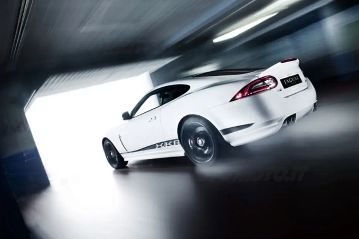 Jaguar XKR Special Edition (4)