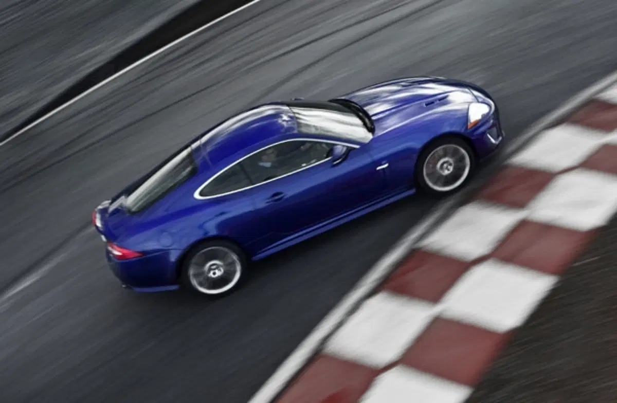 Jaguar XKR Special Edition (10)