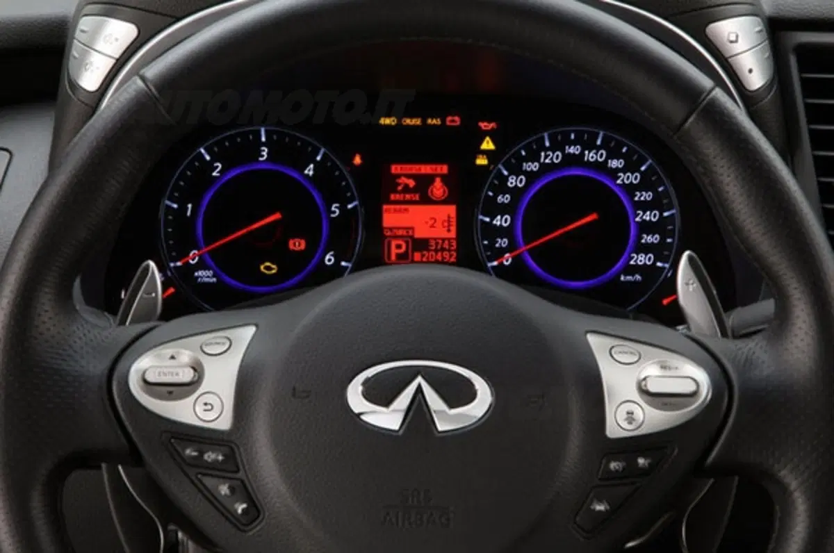 Infiniti diesel (5)