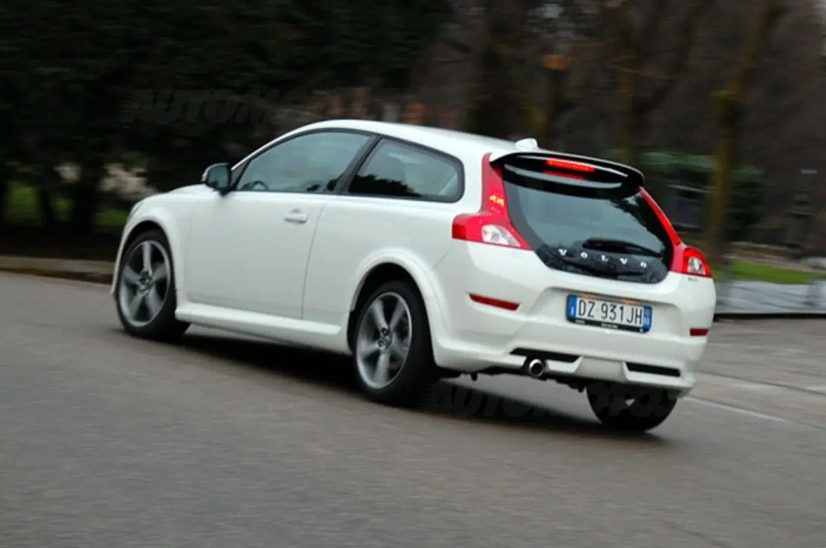 Volvo C30 (6)