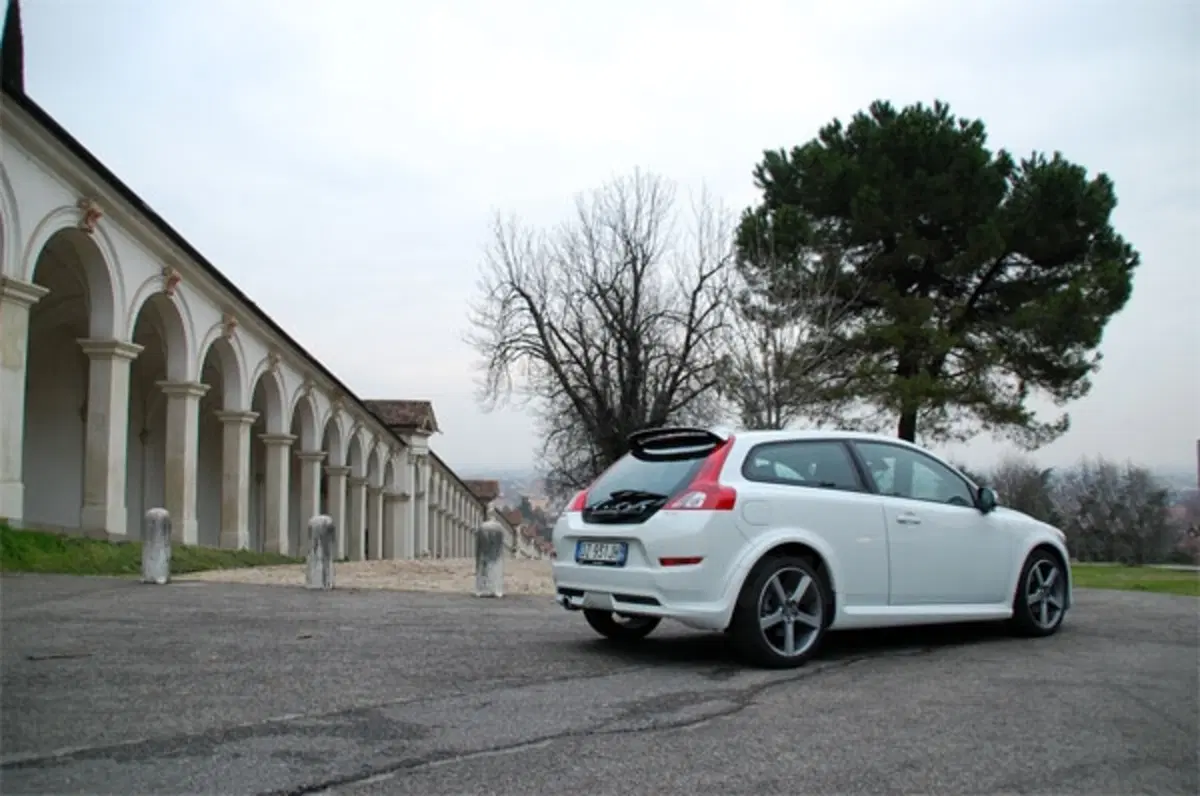 Volvo C30 (10)