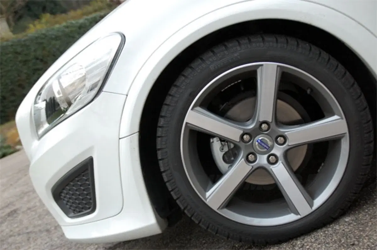 Volvo C30 (24)