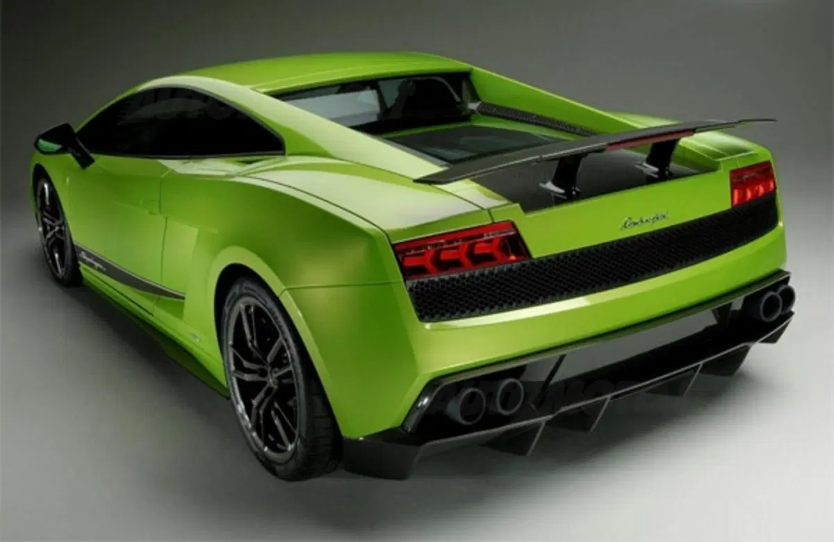 Lamborghini Gallardo LP 570-4 Superleggera