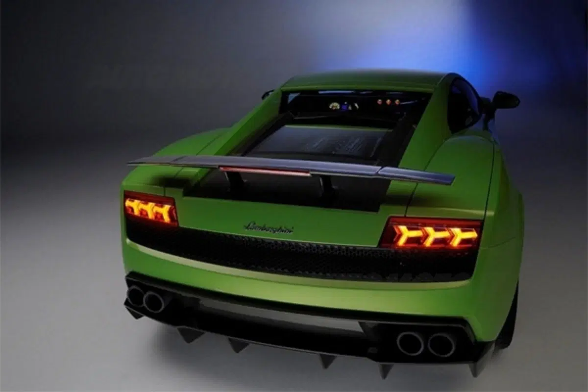 Lamborghini Gallardo LP 570-4 Superleggera (5)
