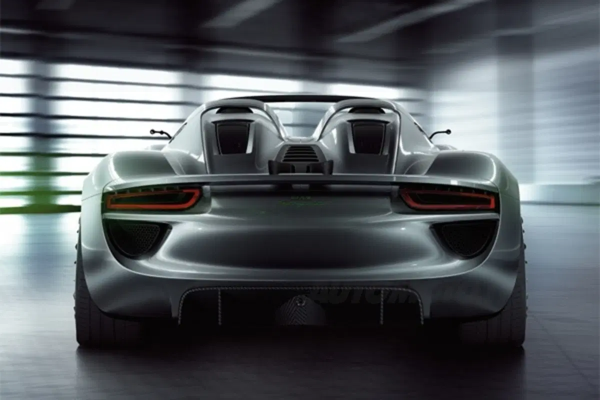 Porsche 918 Spyder Concept (6)