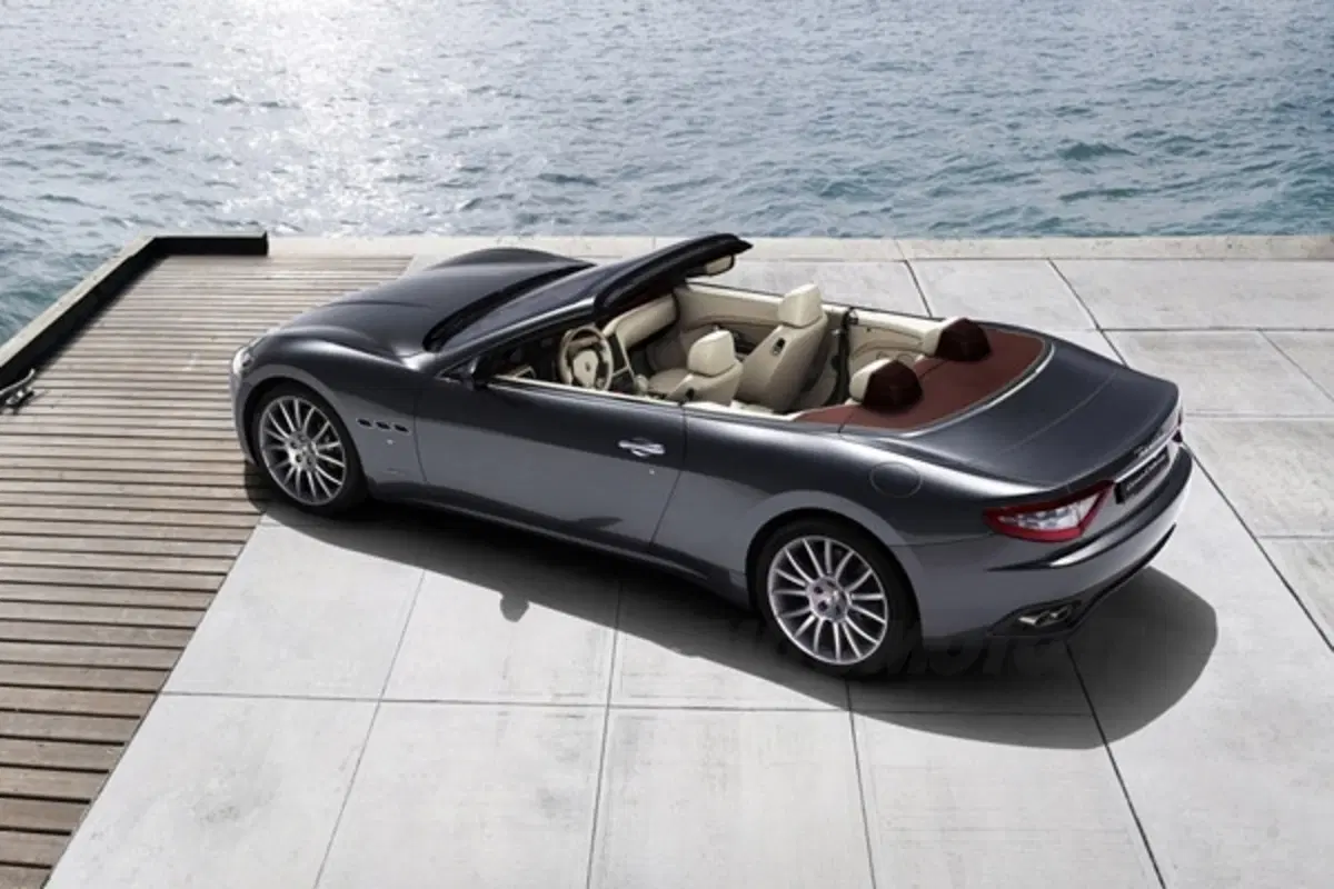 Maserati GranCabrio (14)
