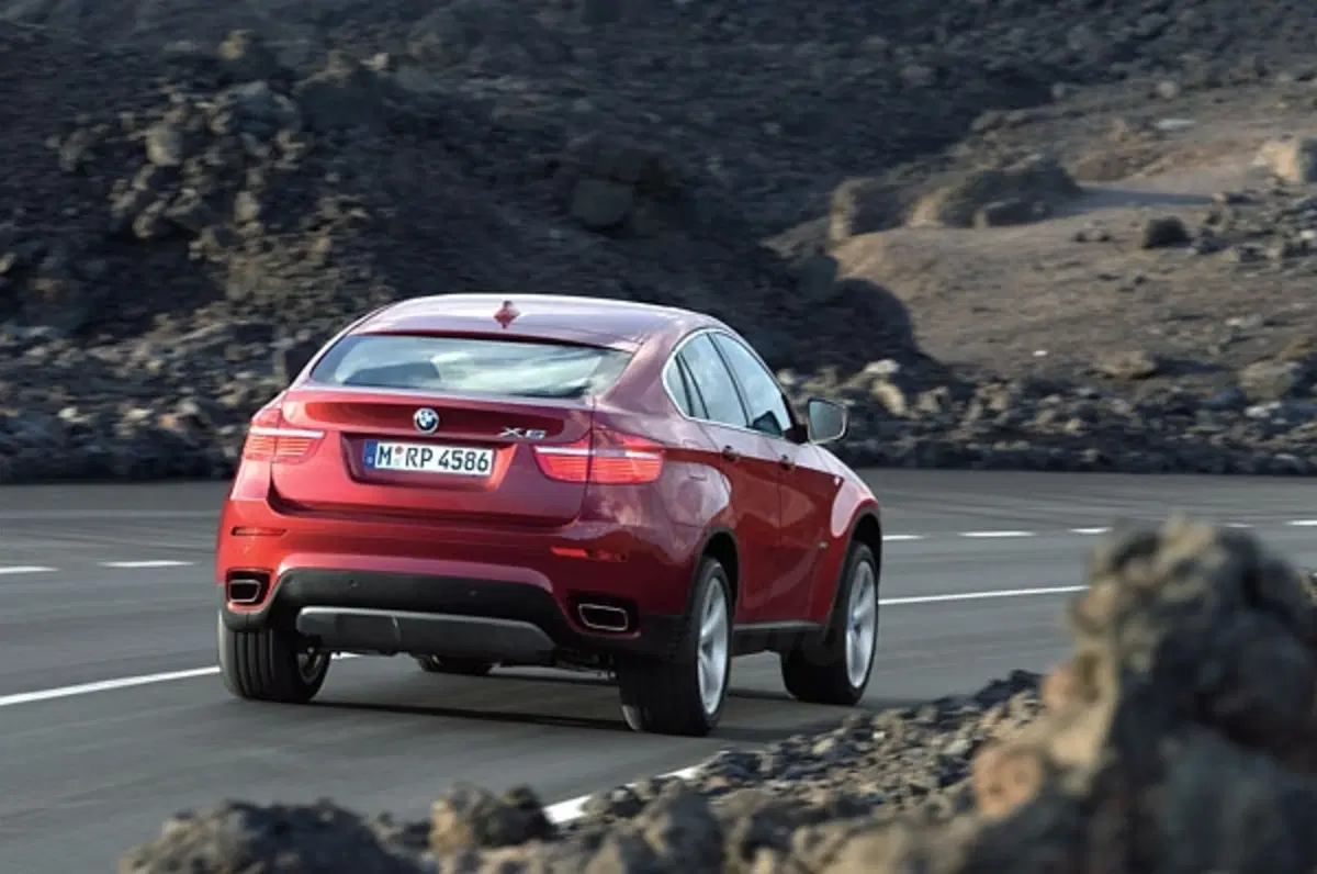 Bmw X6 (7)