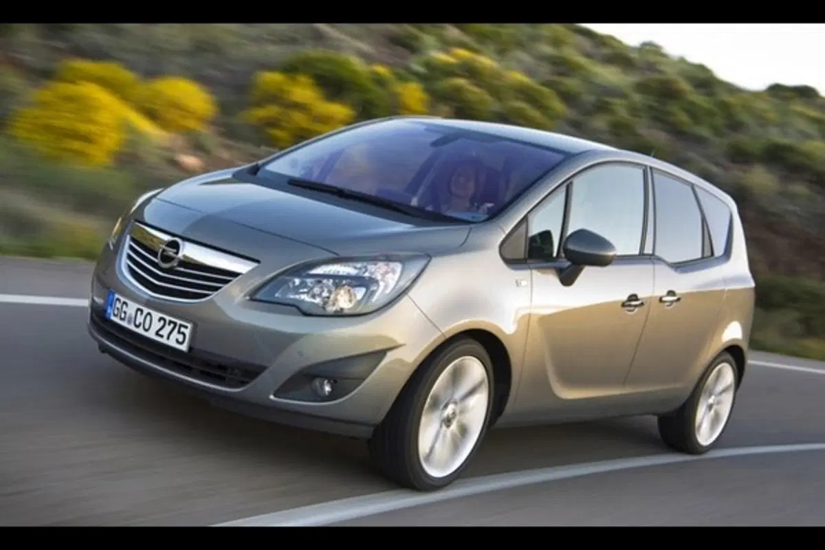Opel Meriva (2)