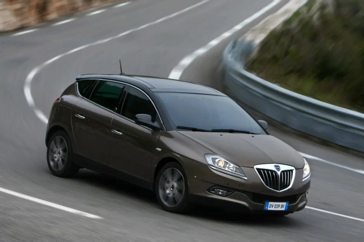 Lancia Delta 1.8 T-Jet 200 CV (5)