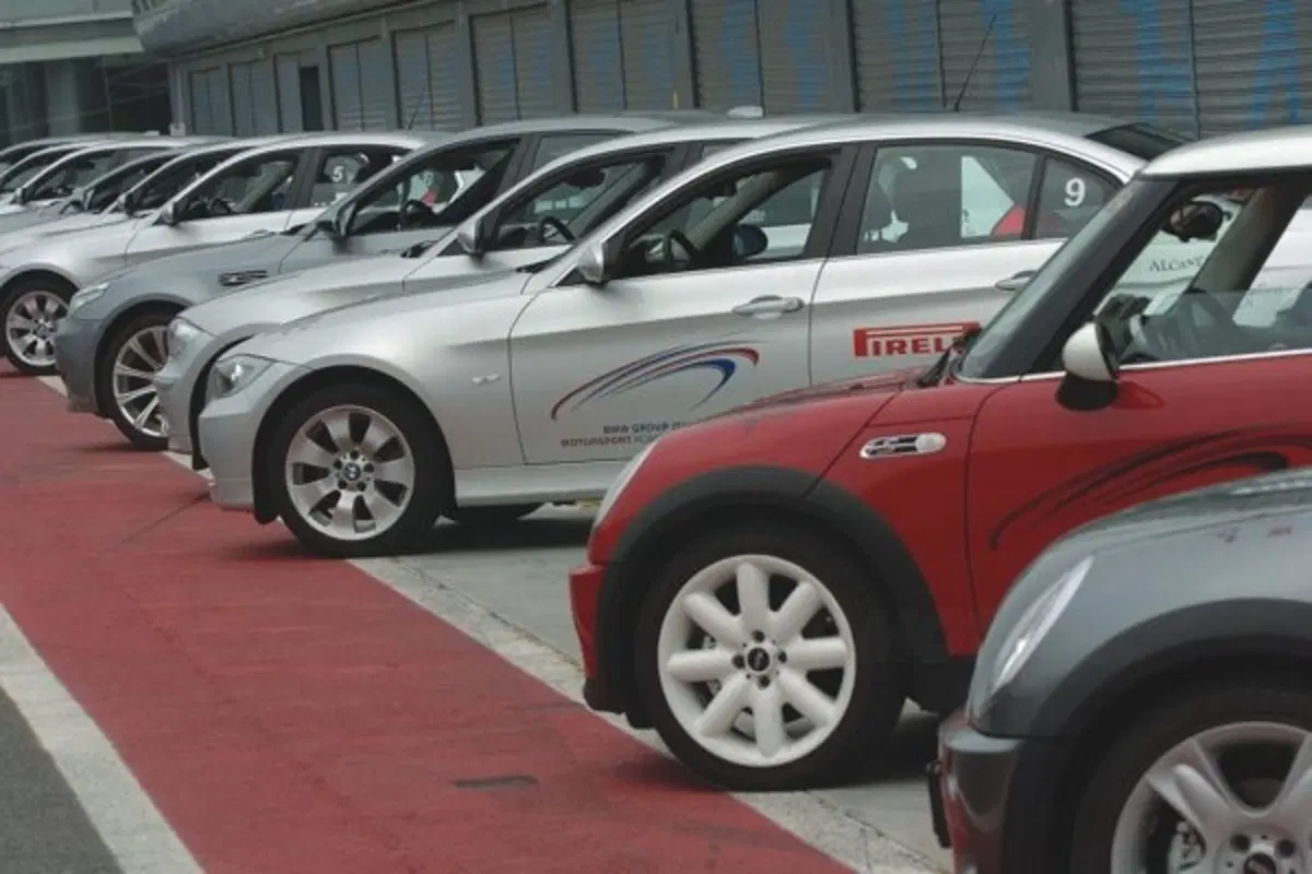 A scuola di sicurezza, in pista con BMW (2)