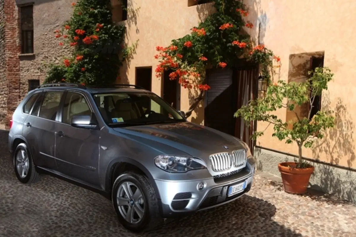 BMW X5 restyling (10)