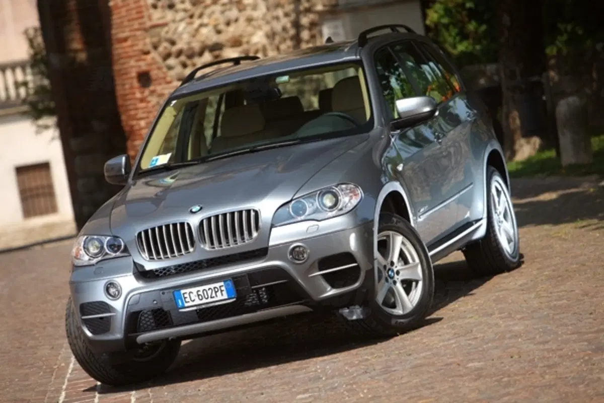 BMW X5 restyling (12)