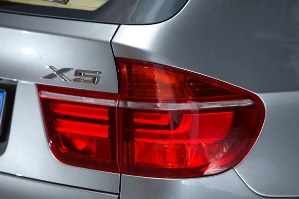 BMW X5 restyling (16)