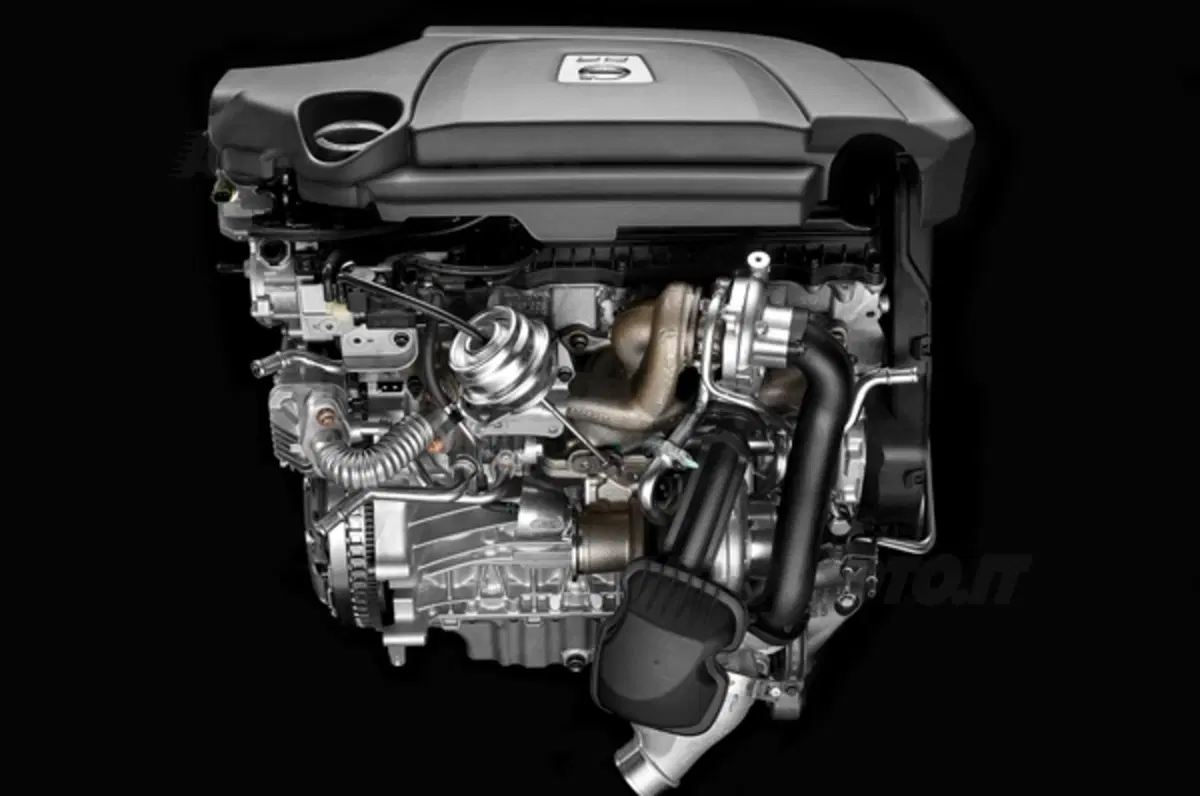 Volvo S60 (18)