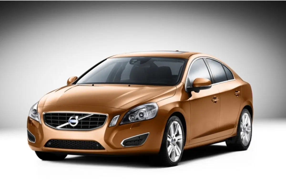 Volvo S60 (20)