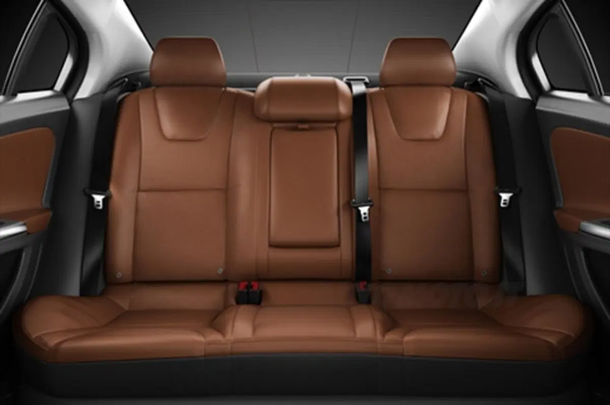 Volvo S60 (29)