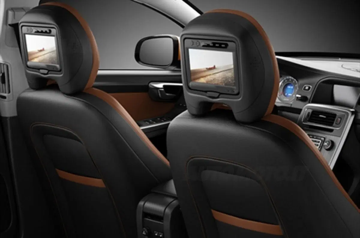 Volvo S60 (30)