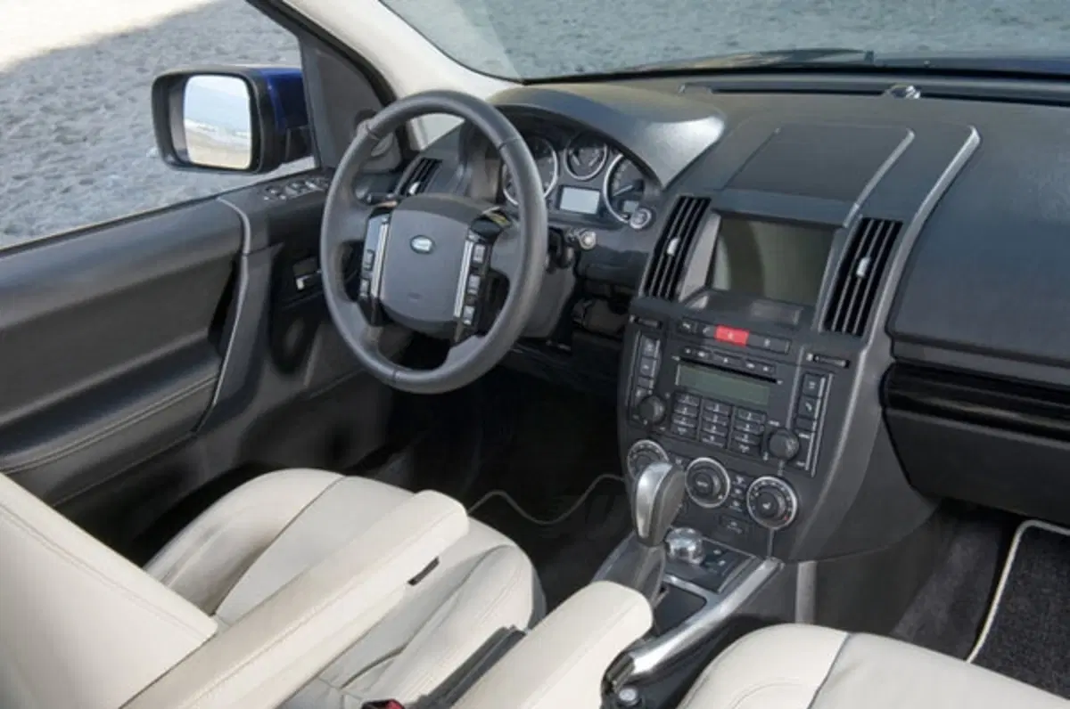 Land Rover Freelander 2 restyling (8)