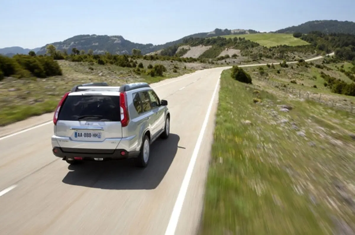 Nissan X-Trail restyling m.y. 2011