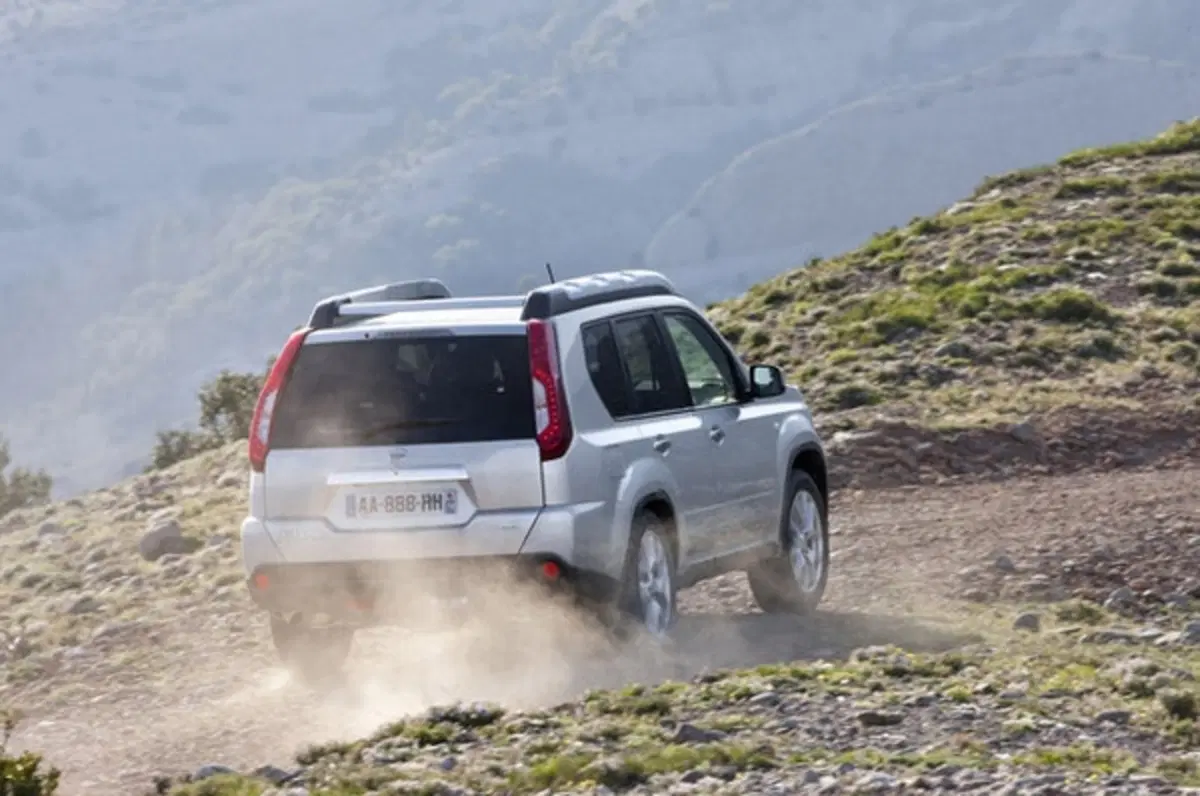 Nissan X-Trail restyling m.y. 2011 (6)
