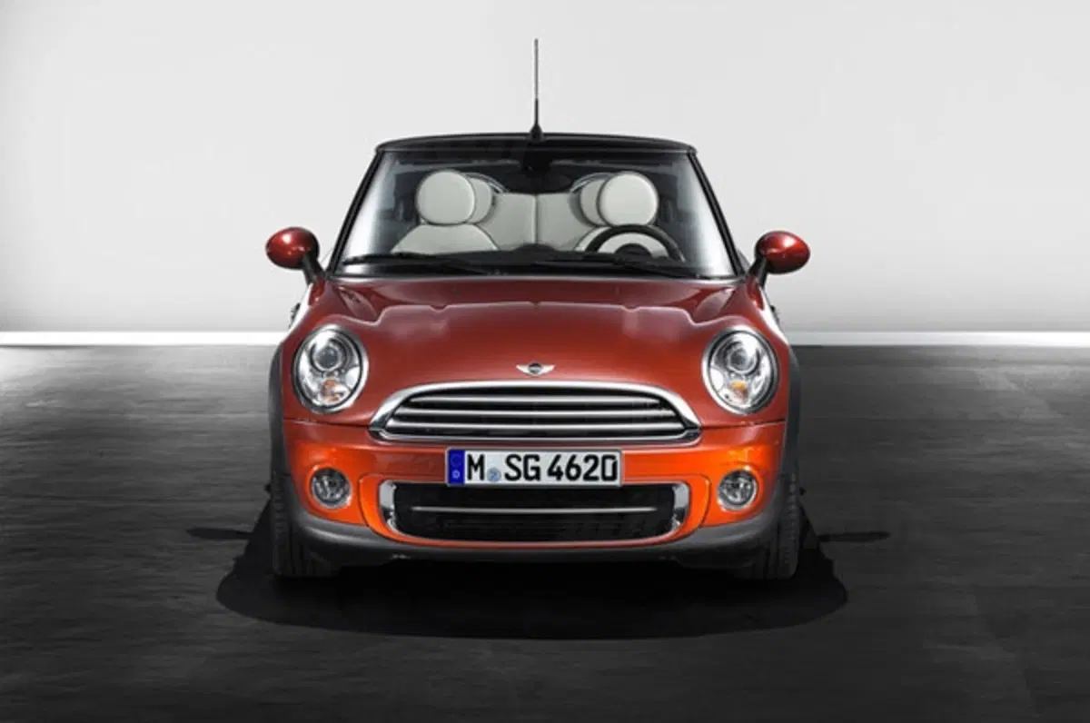 Mini Cooper D Cabrio (7)