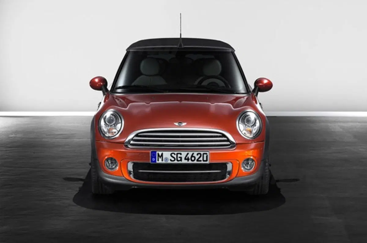 Mini Cooper D Cabrio (8)