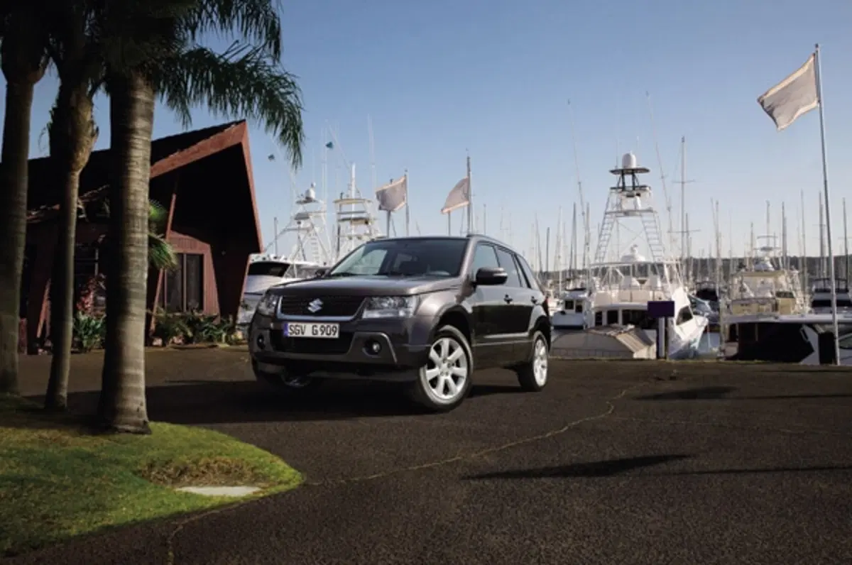 Suzuki Grand Vitara 2011 (6)